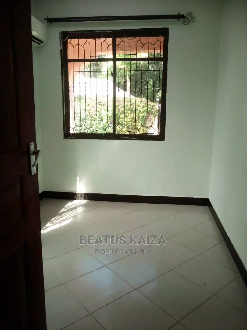 2bdrm Apartment in Kinondoni Leader'S for Rent