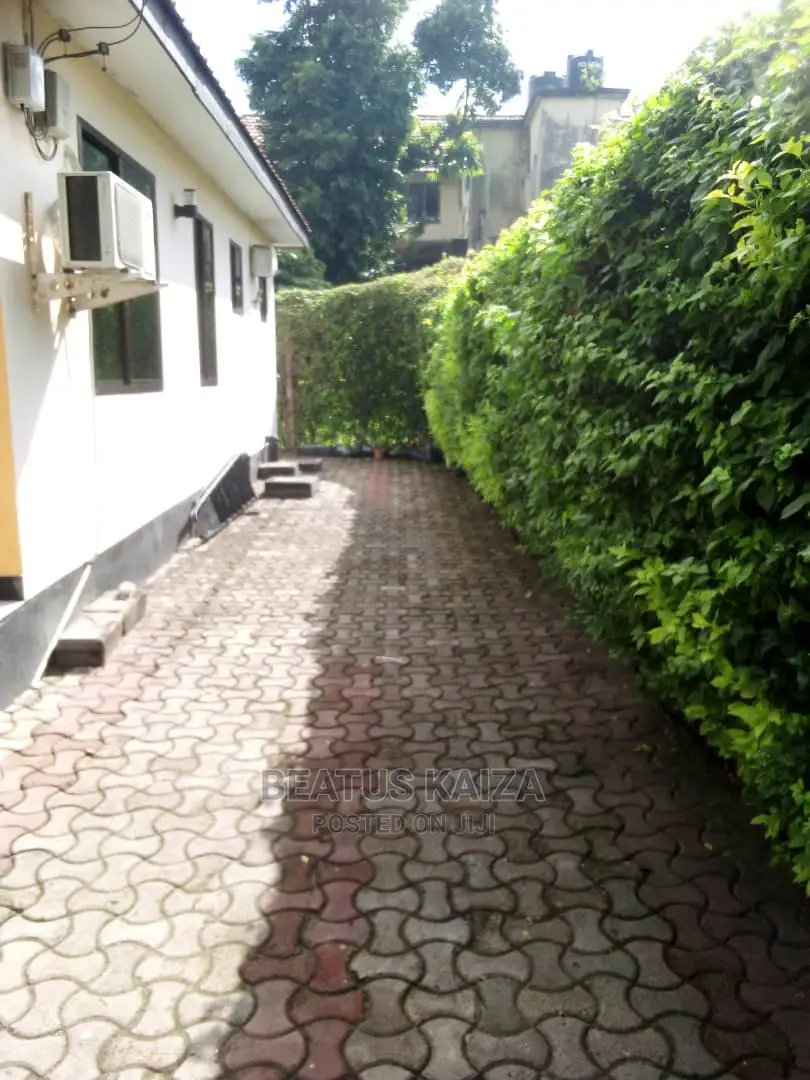2bdrm Apartment in Kinondoni Leader'S for Rent