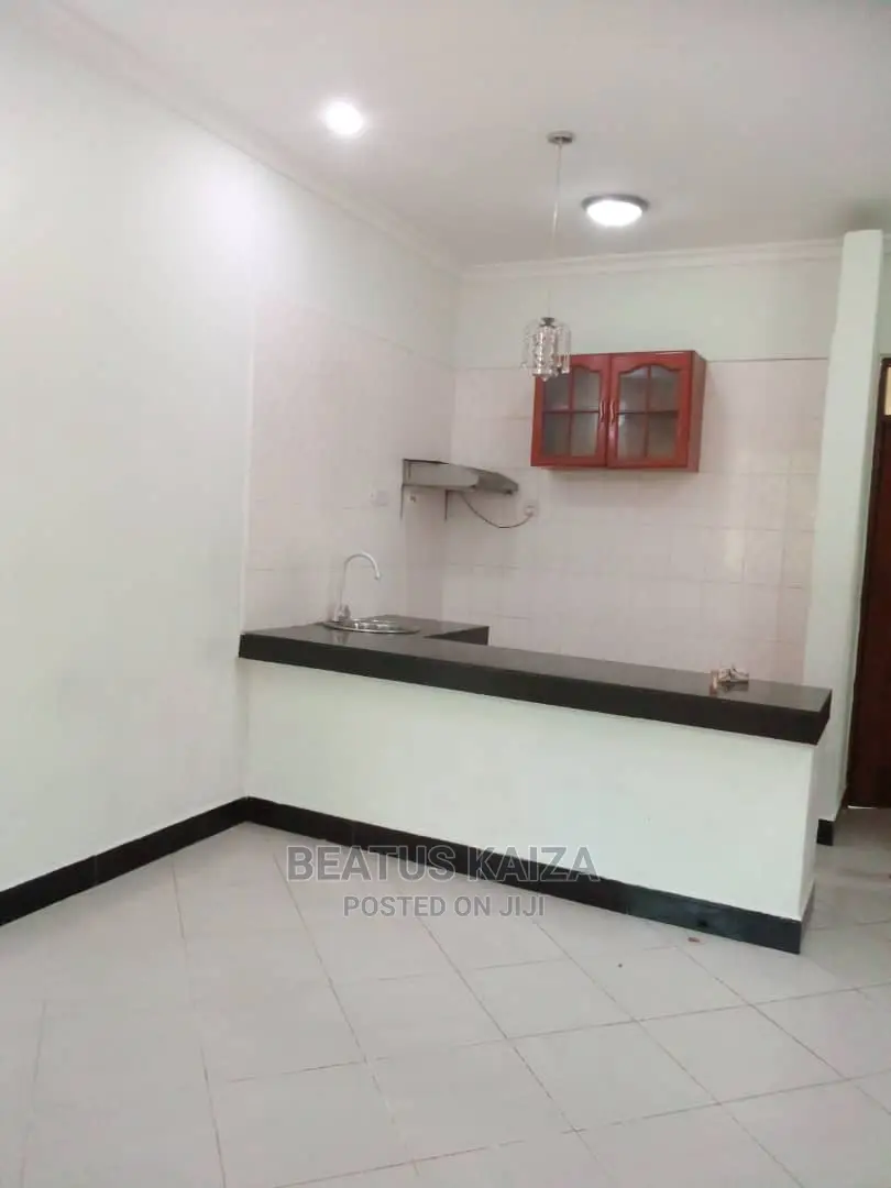 2bdrm Apartment in Kinondoni Leader'S for Rent