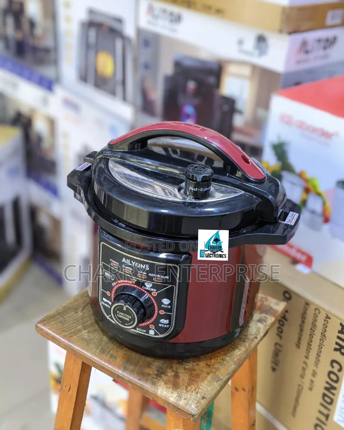 Ailyons Pressure Cooker Inapika Maharage, Wali, Nyama, N.K