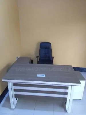 Meza Ya Office Na Kiti