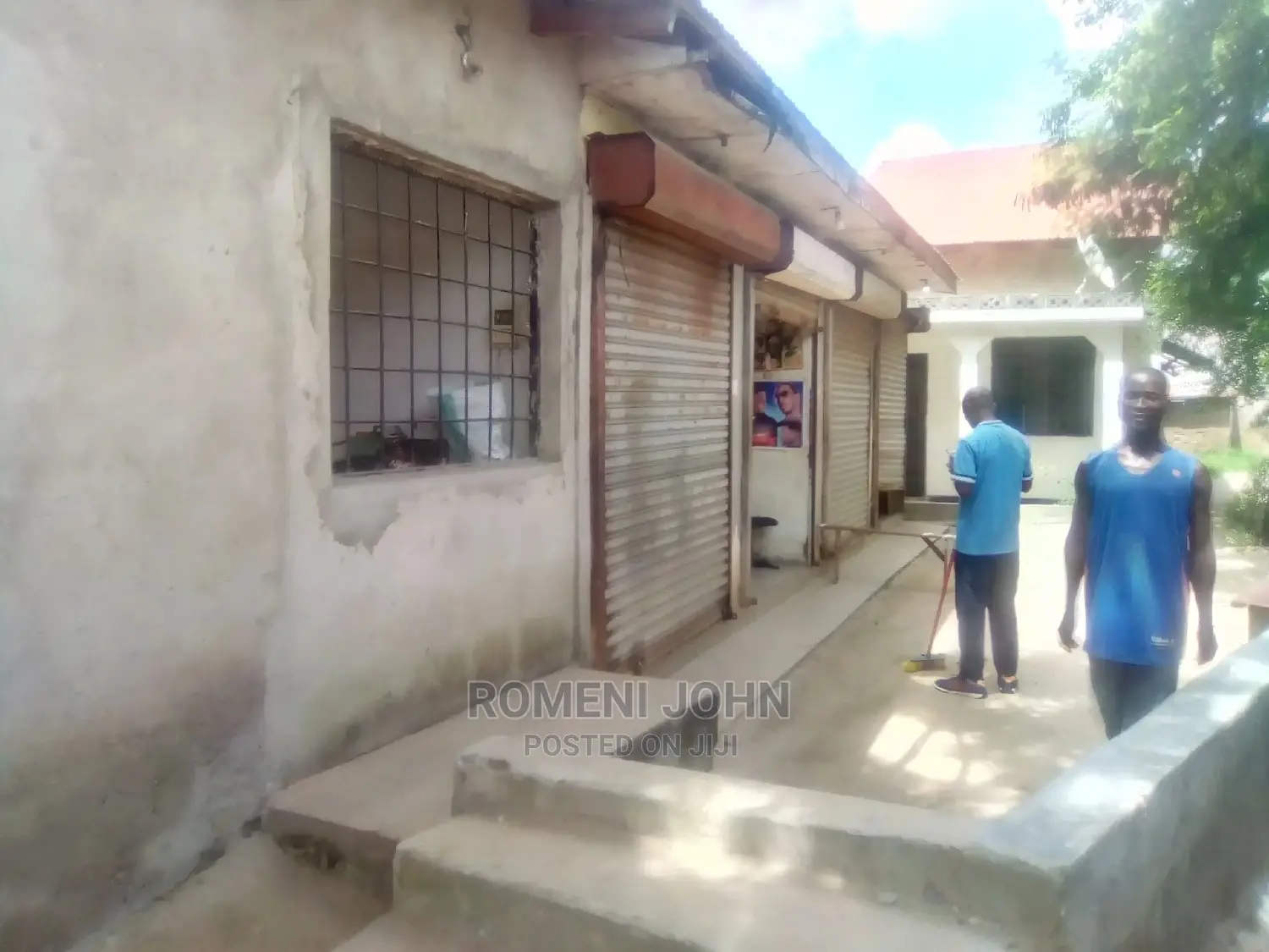 Eneo La Kibiashara Linauzwa Milioni 450 Ukonga Mumbasa.