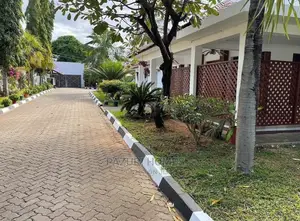 4bdrm House in Masaki for Rent