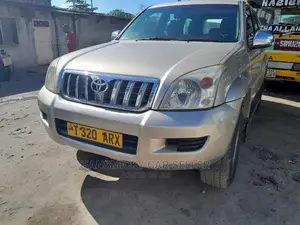 Toyota Land Cruiser Prado 2015 Gold
