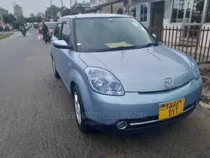 Mazda Verisa 2011 Blue