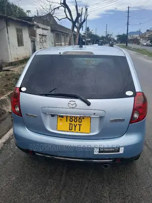 Mazda Verisa 2011 Blue