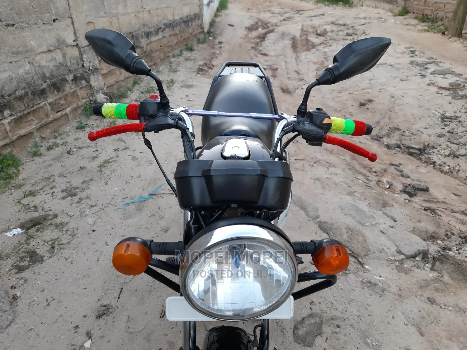 TVS HLX 125 2021