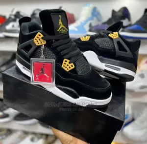 Nike Air Jordan 4