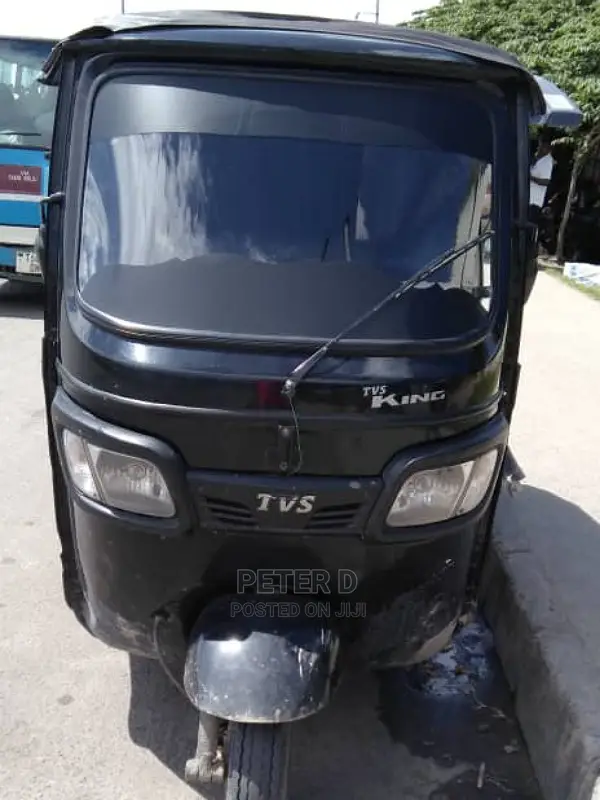 TVS Apache 180 RTR 2022 Orange