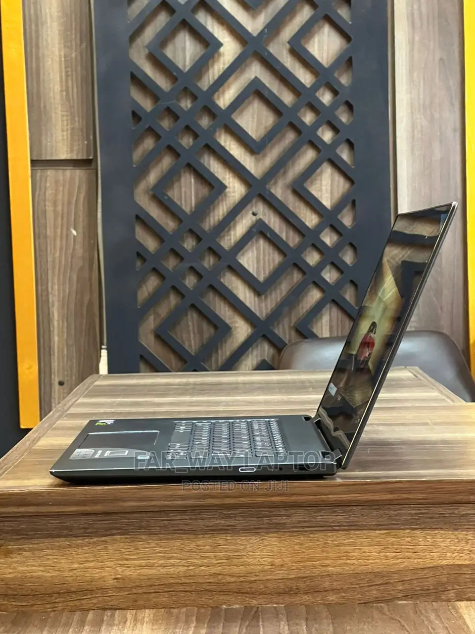 New Laptop Lenovo Yoga C740 16GB Intel Core I5 SSD 512GB