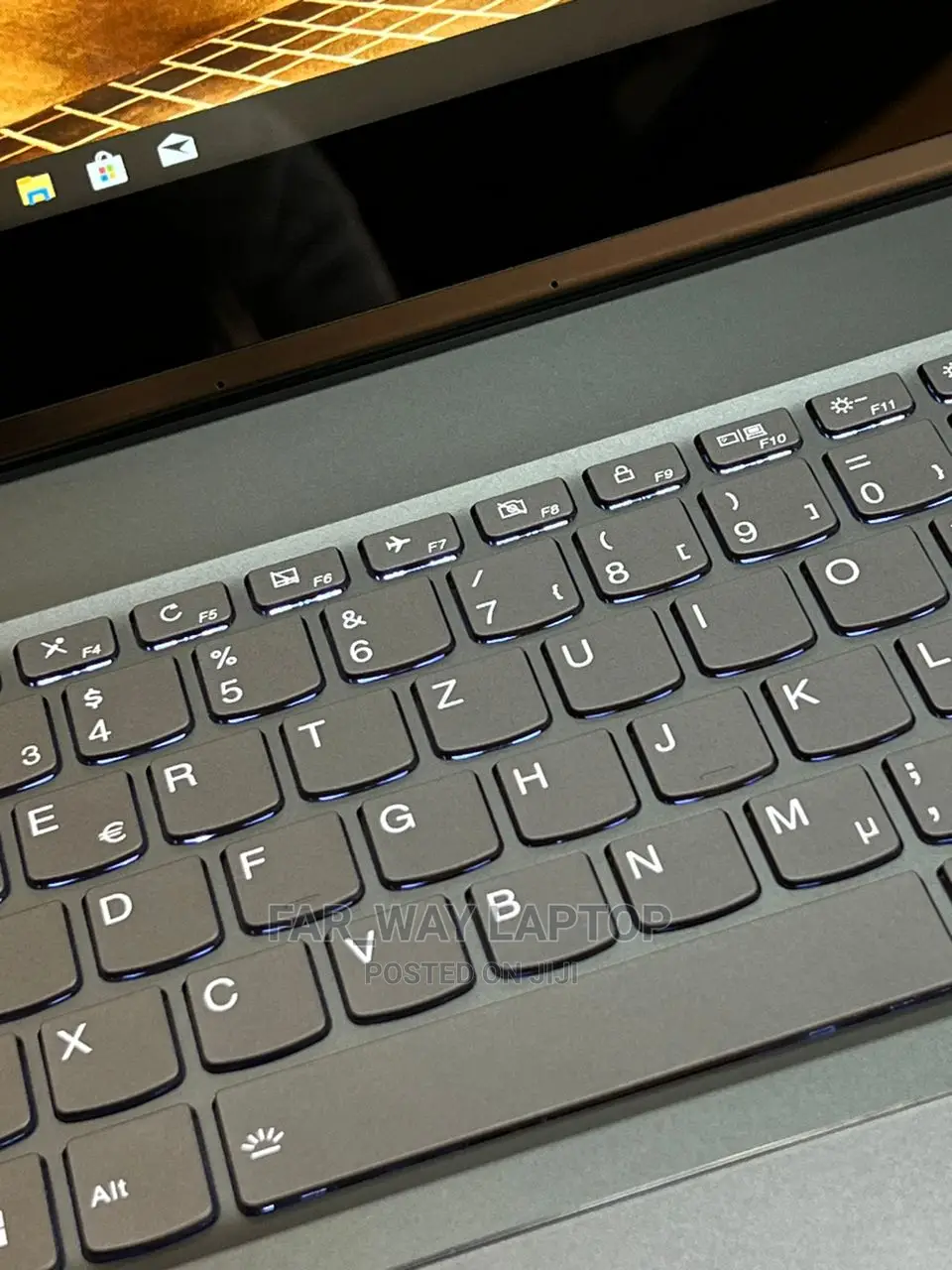 New Laptop Lenovo Yoga C740 16GB Intel Core I5 SSD 512GB