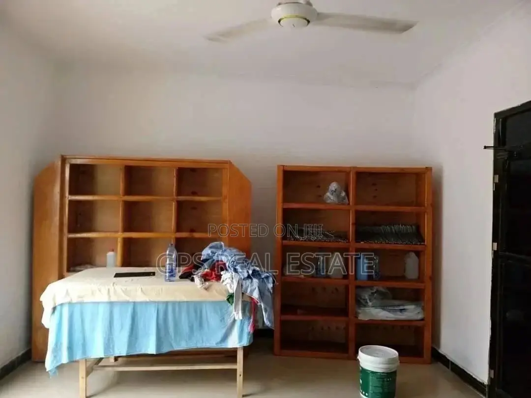 Lodge / Guest House For Sale