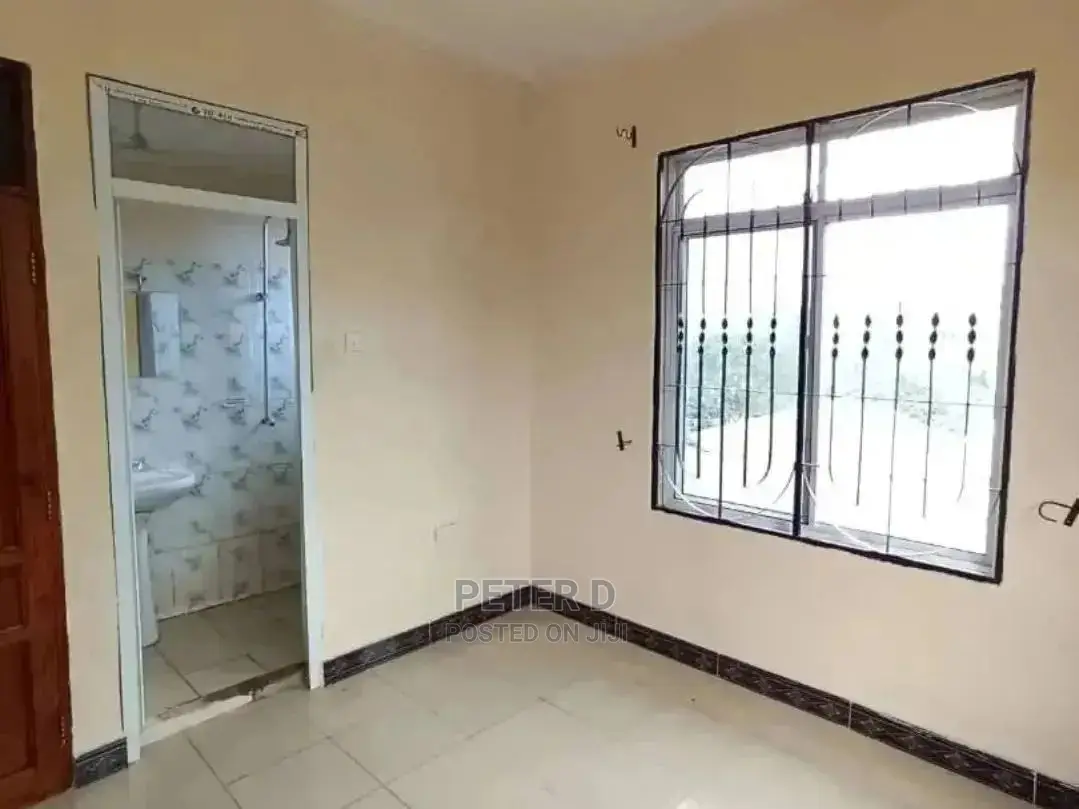 3bdrm Apartment in Kimara for Rent