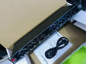 Dbx 4-way Crossover