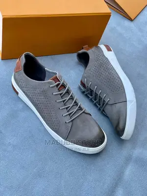 Men’S Casual Shoes