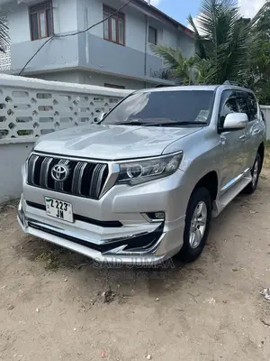 Toyota Land Cruiser Prado 3.0 190hp 2018 Silver
