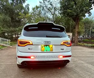 Audi Q7 3.0T S Line Quattro 2012 White