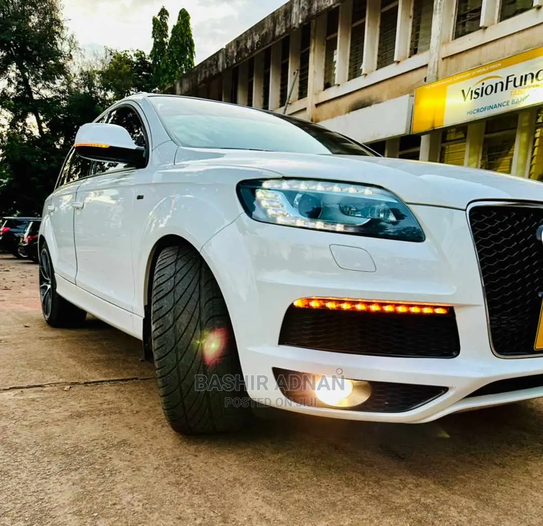 Audi Q7 3.0T S Line Quattro 2012 White