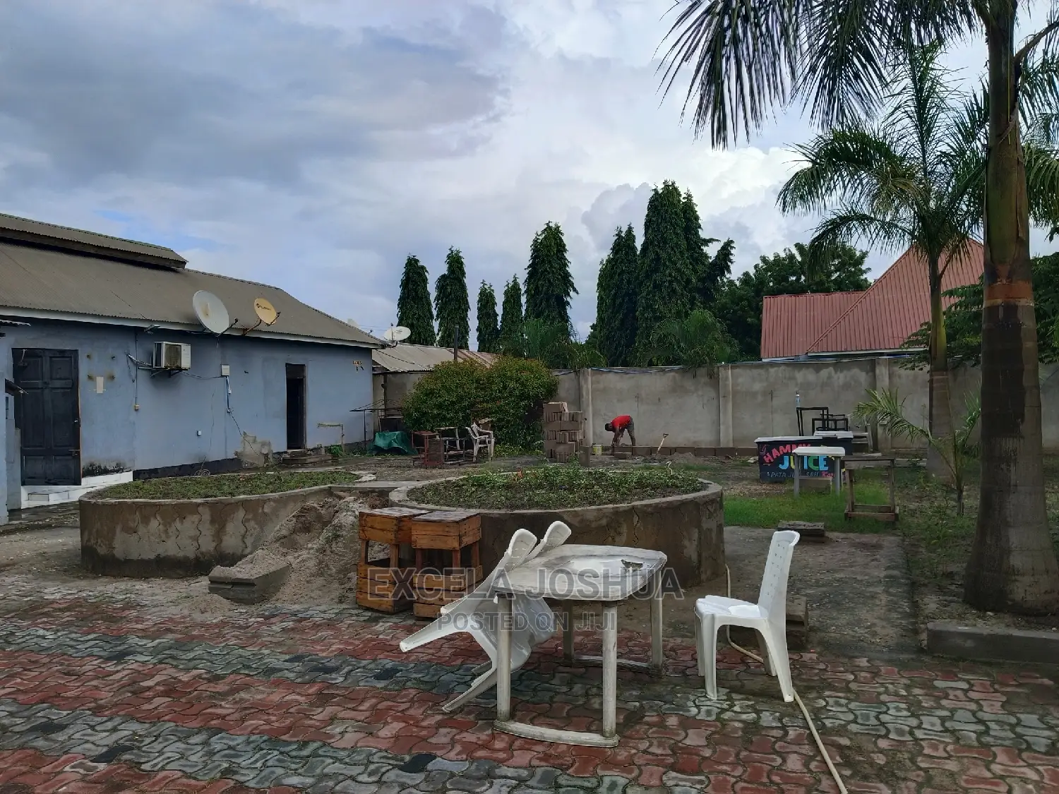 Eneo Linagusa Main Road Linauzwa Pugu
