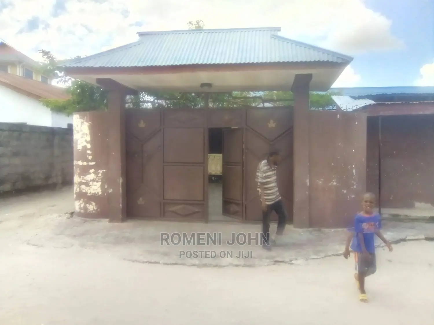 4bdrm Townhouse / Terrace in Tanzania DSM Ukonga for Rent