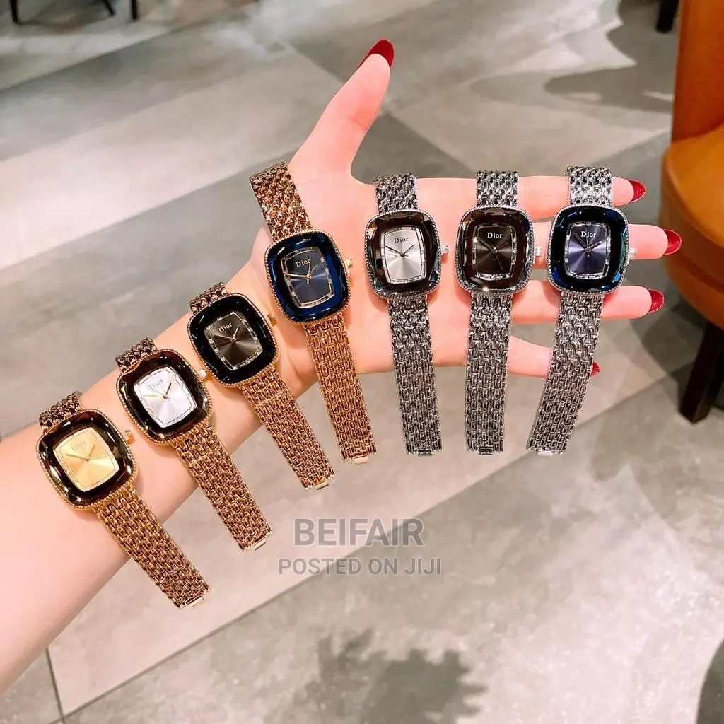 Ladies Watches/ Saa Za Kike