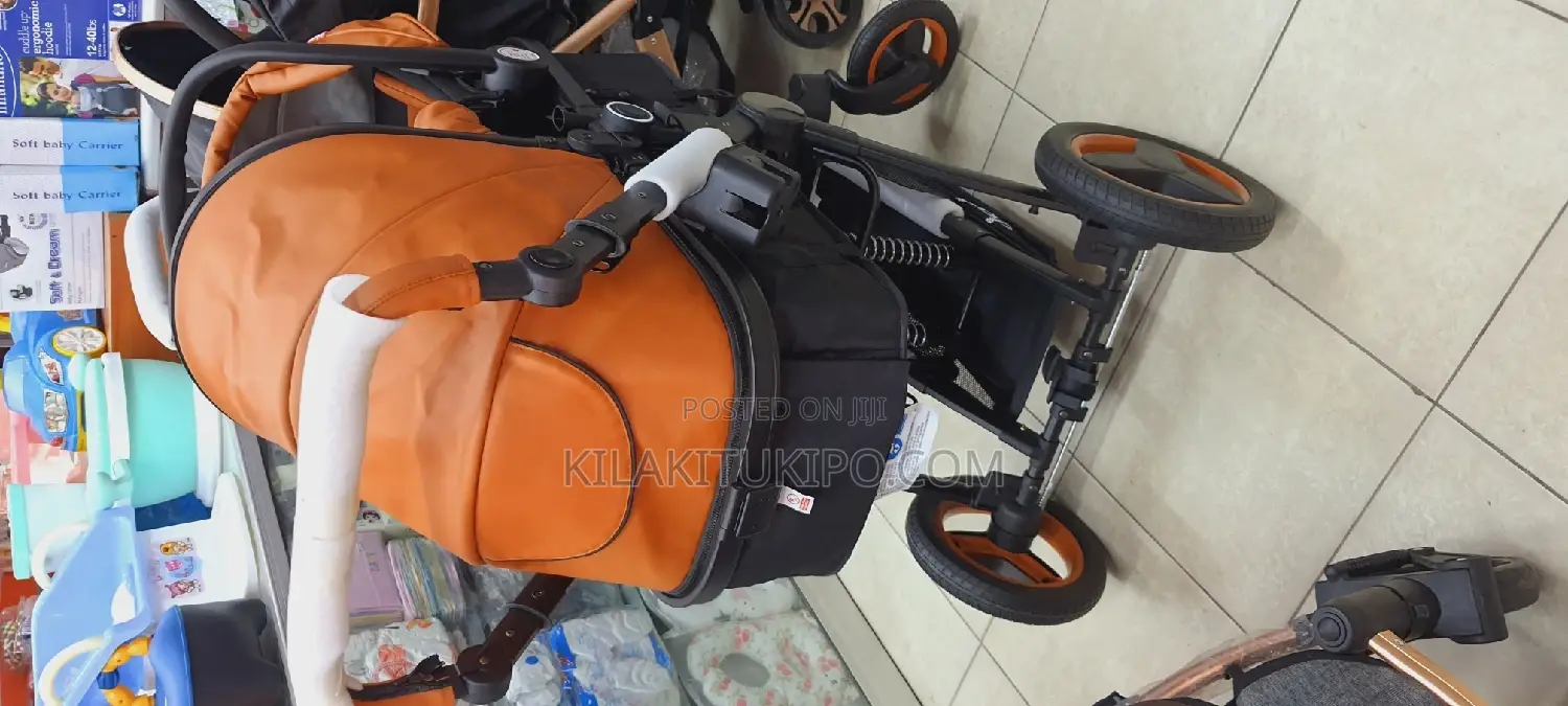 Stroller With Original Lather