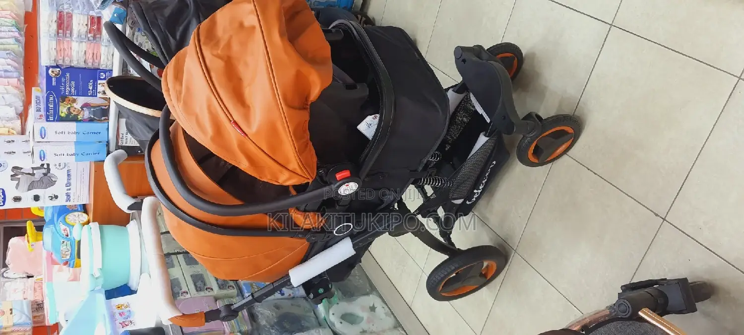 Stroller With Original Lather