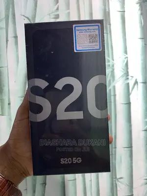 New Samsung Galaxy S20 128 GB Silver
