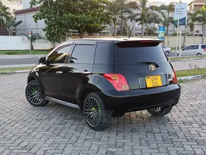 Toyota IST 2004 Black