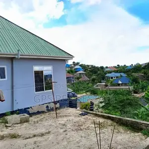 4bdrm House in Kinyerez Kifuru, Kinondoni for Sale