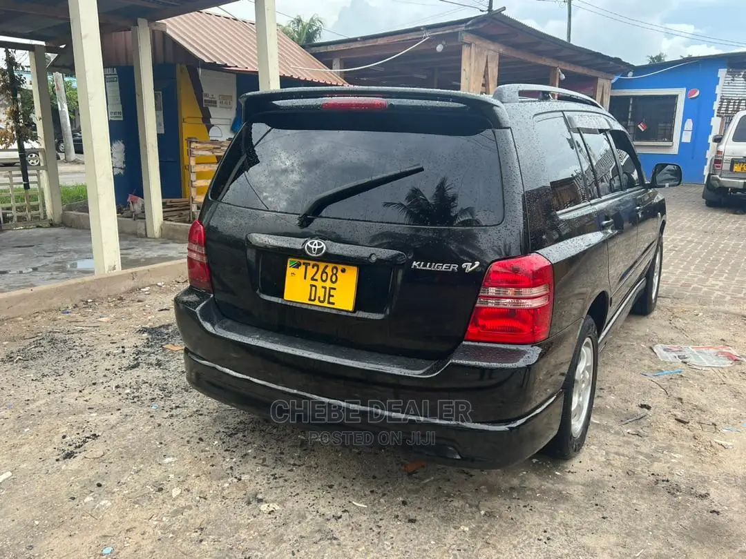 Toyota Kluger 2005 Black