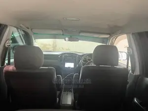 Toyota Kluger 2005 Black