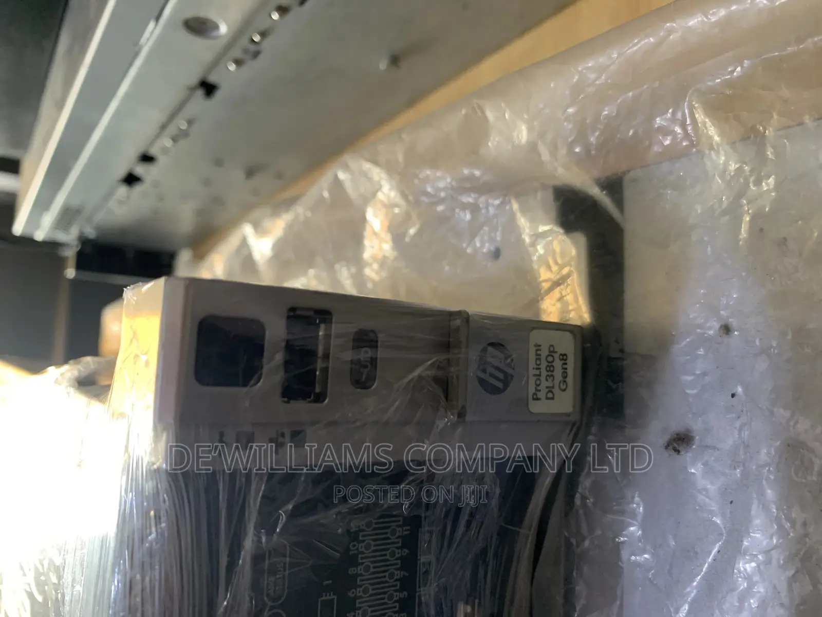 Server HP ProLiant DL380P Gen8 256GB Intel Xeon HDD 4T