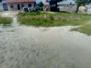 Viwanja Vinauzwa Vimepimwa Na Wizara Ya Ardhi