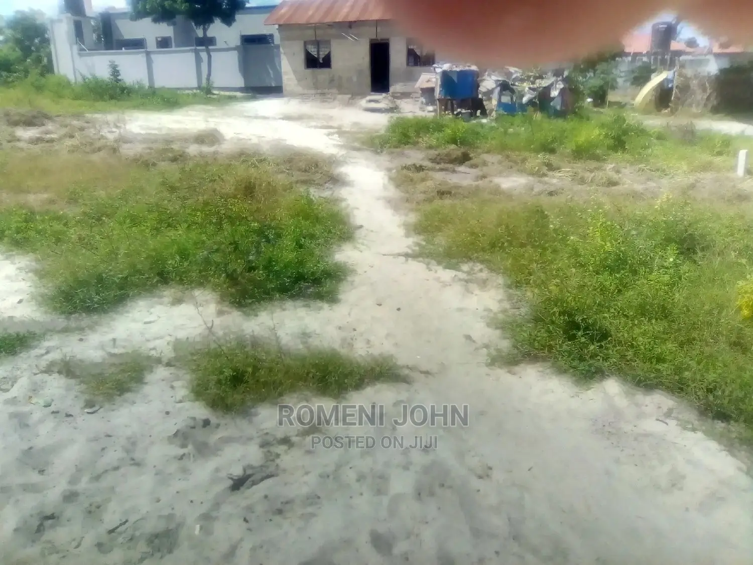 Viwanja Vimepimwa Vinauzwa Vina Hati.