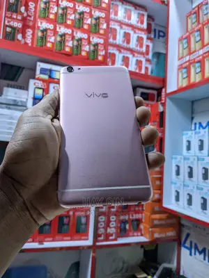 New Vivo X7 Plus 64 GB Gold
