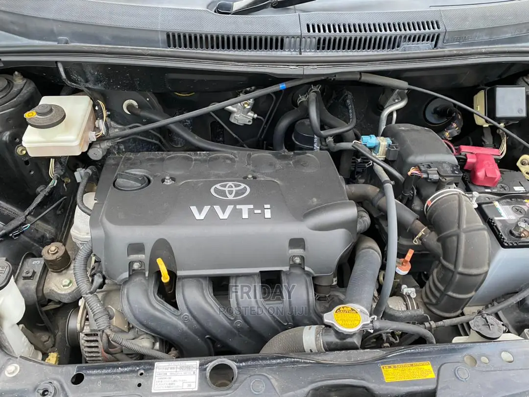 Toyota IST 2004 Black