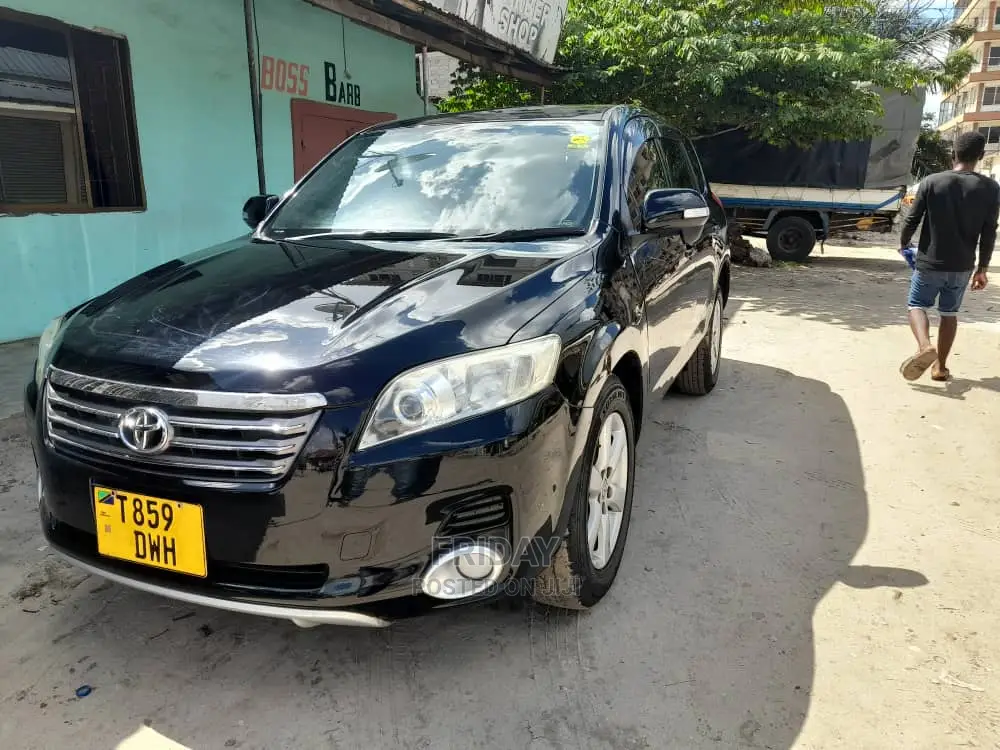 Toyota Vanguard 2010 Black