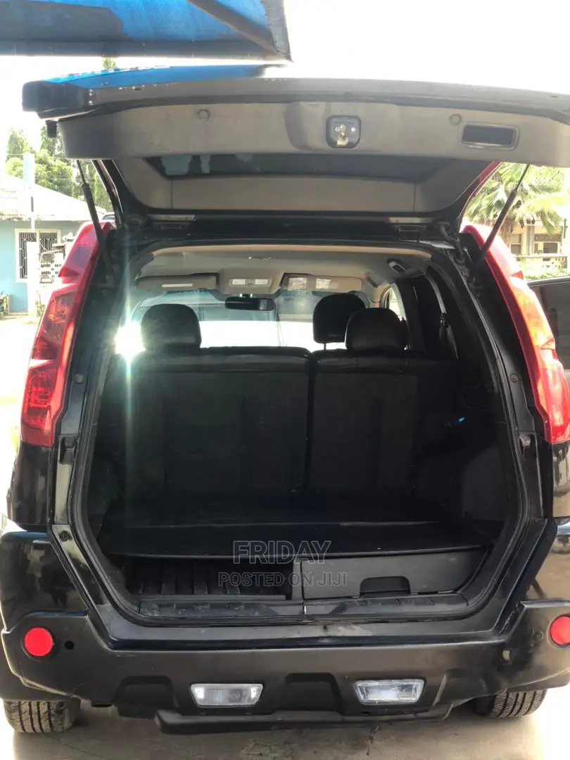 Nissan X-Trail 2010 Black