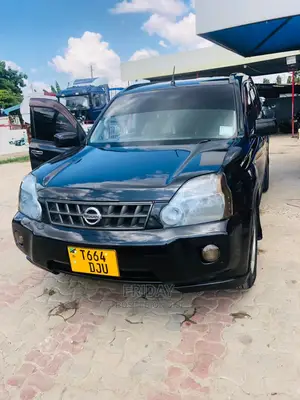 Nissan X-Trail 2010 Black
