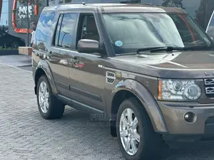 Land Rover Range Rover 2011 Gray