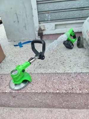 Brush Cutter Rechargable