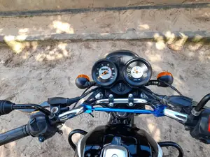 TVS HLX 125 2022