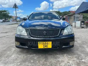 Toyota Crown Royale 2005 Black