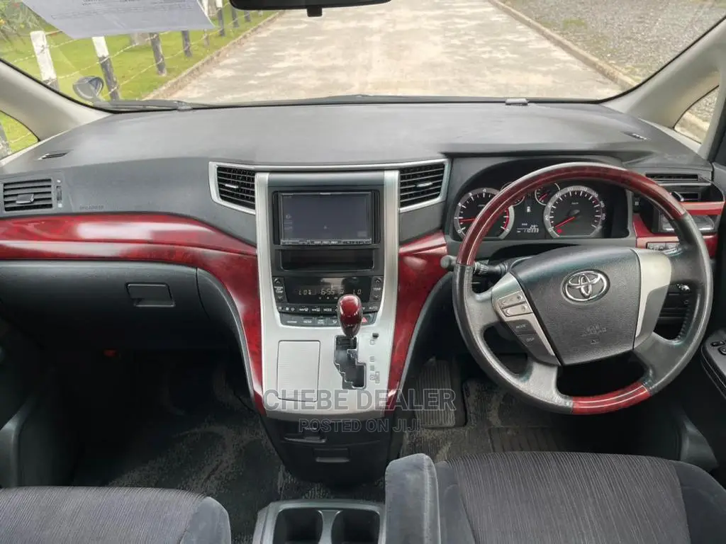 Toyota Alphard 2015 Black
