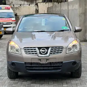 Nissan Dualis 2009 Gold
