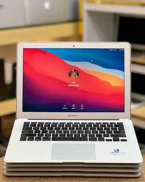 Laptop Apple MacBook Air 2017 8GB Intel Core I5 SSD 128GB