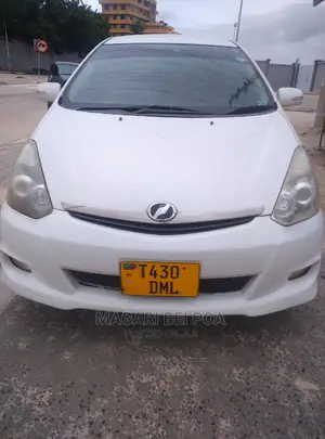 Toyota Wish 2005 White