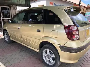 Toyota Nadia 2003 Gold