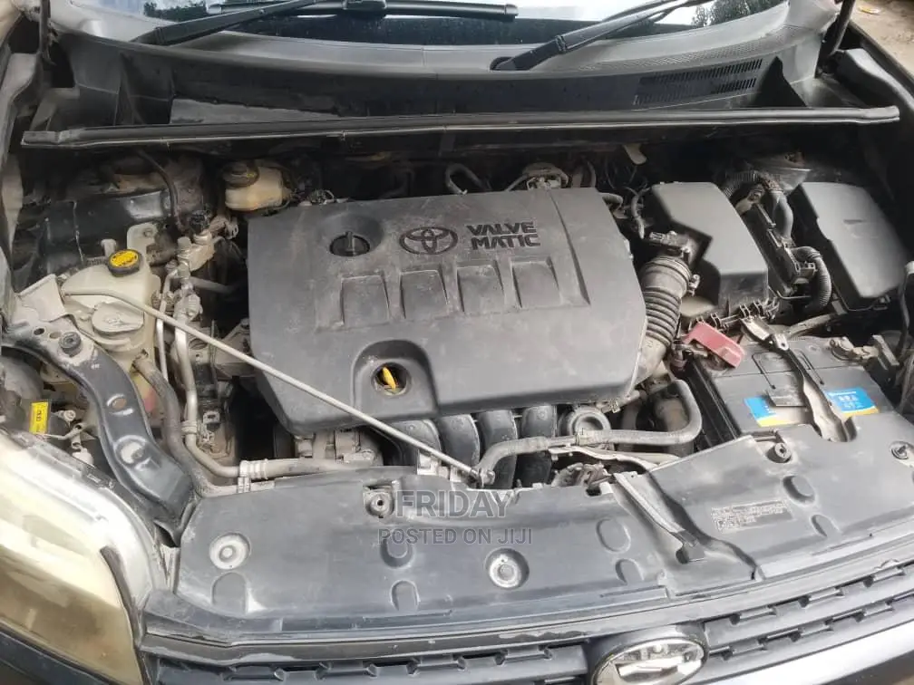 Toyota Nadia 2003 Gold
